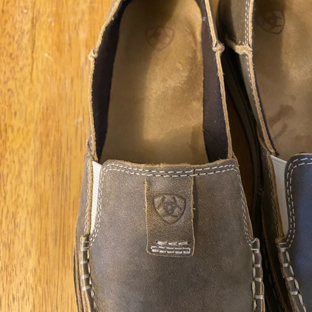 New shoes Ariat